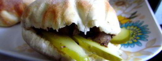 пита с куриной печенью и сметанно-горчичным соусом. Шаг 3