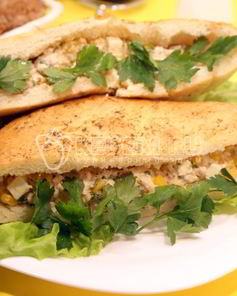 Пита с начинкой из печени трески