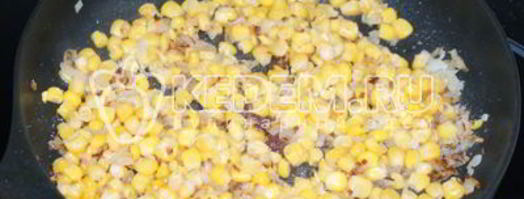 пита с начинкой из печени трески. Шаг 3