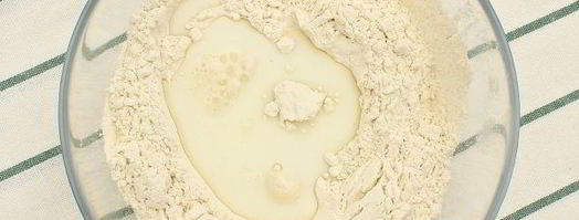 слоеные лепешки на сковороде. Шаг 3