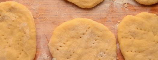 сметанные лепешки без дрожжей в духовке. Шаг 10