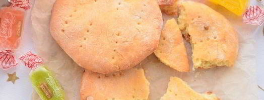 сметанные лепешки без дрожжей в духовке. Шаг 11