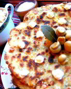 Сырно-тыквенные лепешки с колбасой и зеленью