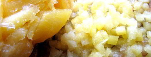 сырно-тыквенные лепешки с колбасой и зеленью. Шаг 10