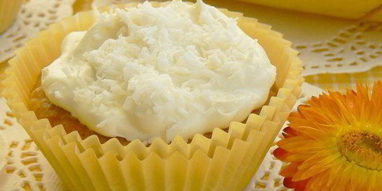 Банановые маффины с кокосовым облачком
