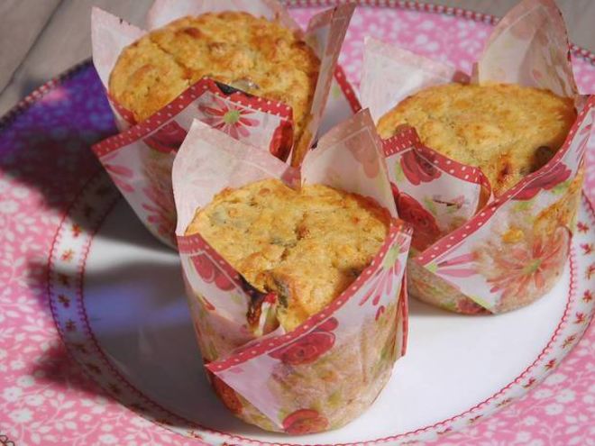 Рецепт чечевичных маффинов с семечками и миндалем