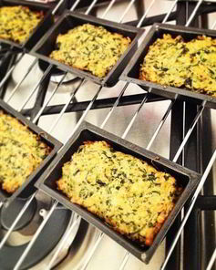 Маффины из шпината с пармезаном