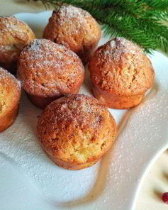 Маффины с ананасами и грецкими орехами