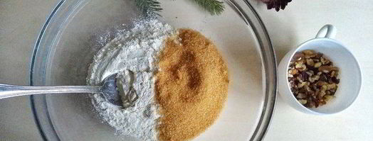 маффины с ананасами и грецкими орехами. Шаг 2