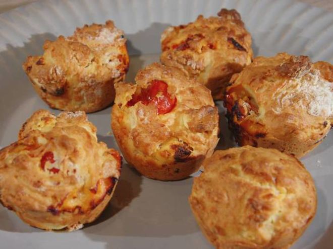 Рецепт маффинов с брынзой и помидорами