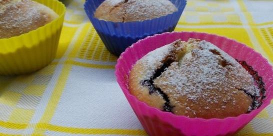 Маффины с черной смородиной
