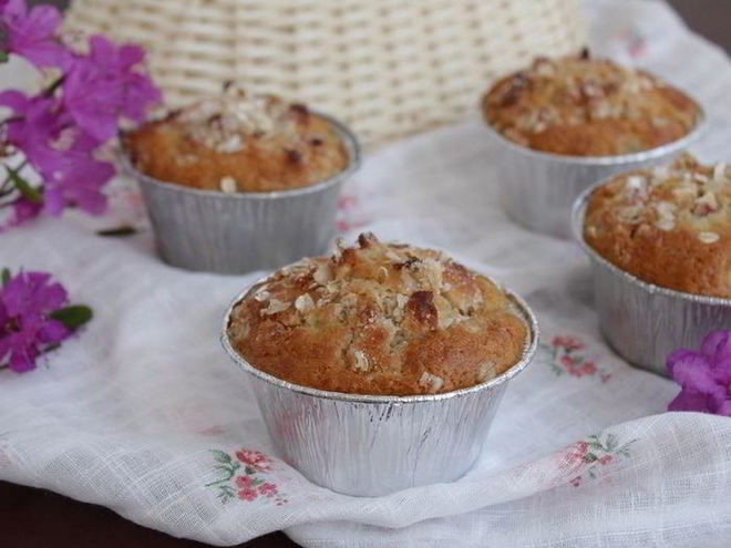 Рецепт маффинов с ревенем и марципановым штрейзелем