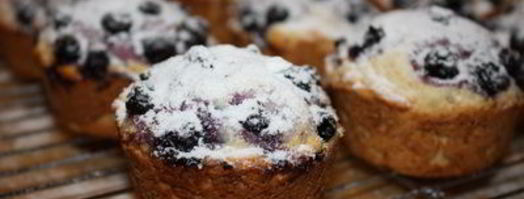 маффины с рикоттой и смородиной. Шаг 7