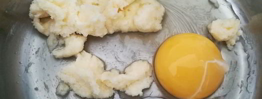 маффины с шоколадом и вишней. Шаг 2