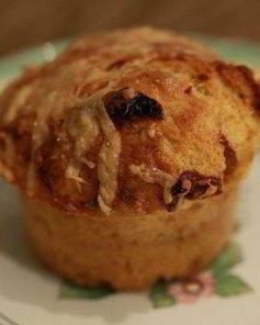 Маффины с вялеными помидорами и сыром