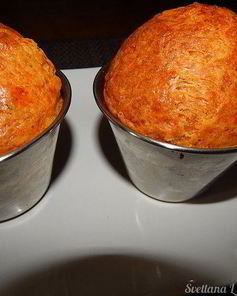 Маффины с запеченными томатами и сыром