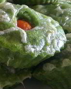 Маффины со шпинатом, брокколи и адыгейским сыром