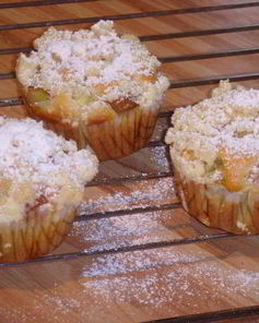 Маффины со штрейзелем и ревенем