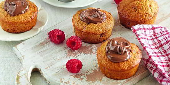 Овсяные маффины с малиной