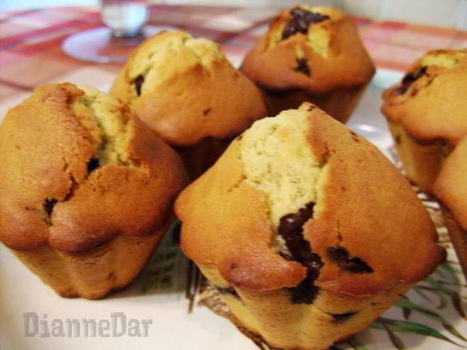 Рецепт рассыпчатых маффинов с шоколадными кусочками