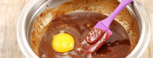 шоколадные маффины с вишней. Шаг 3