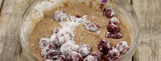 шоколадные маффины с вишней. Шаг 9