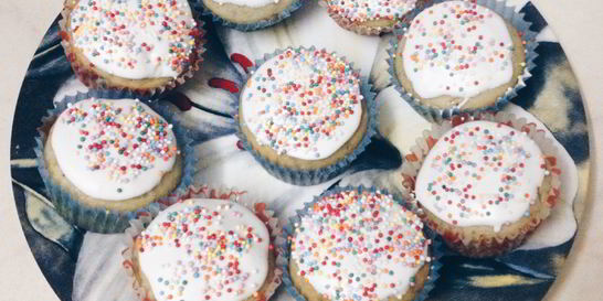 Сладкие маффины с глазурью