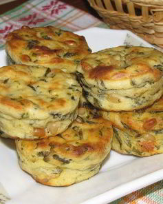 Творожные маффины с кедровыми орешками и шпинатом