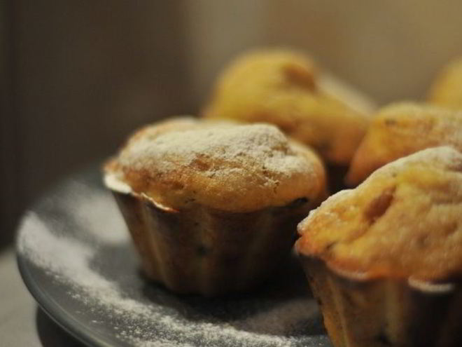 Рецепт творожных маффинов с корицей и шоколадной крошкой