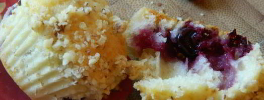 ягодные маффины с миндальным штрейзелем. Шаг 8