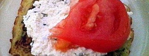 башенки из кабачковых оладий и брынзы. Шаг 6