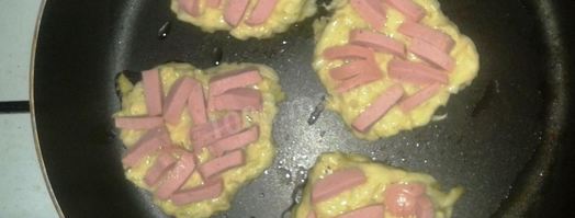 кабачковые оладьи с сосисками. Шаг 8
