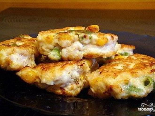 Рецепт куриных оладий с кукурузой