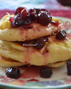 Оладушки на кефире с яблоками