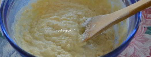 оладушки на кефире с яблоками. Шаг 3