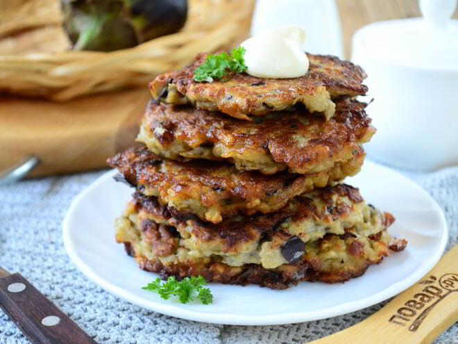 Рецепт оладий из баклажанов и картофеля