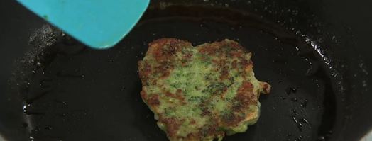 оладьи из брокколи. Шаг 4