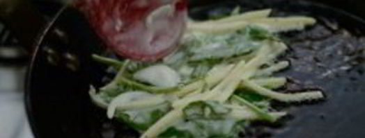 оладьи с картофелем и шпинатом. Шаг 5