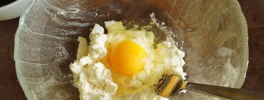 оладьи с кукурузой и горошком. Шаг 2