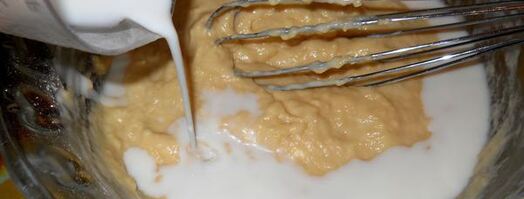 оладьи с кукурузой под чесночным соусом. Шаг 4