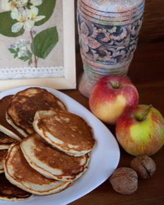 Овсяные оладьи с яблоком