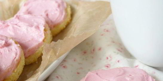 Очаровательное печенье с розовым кремом