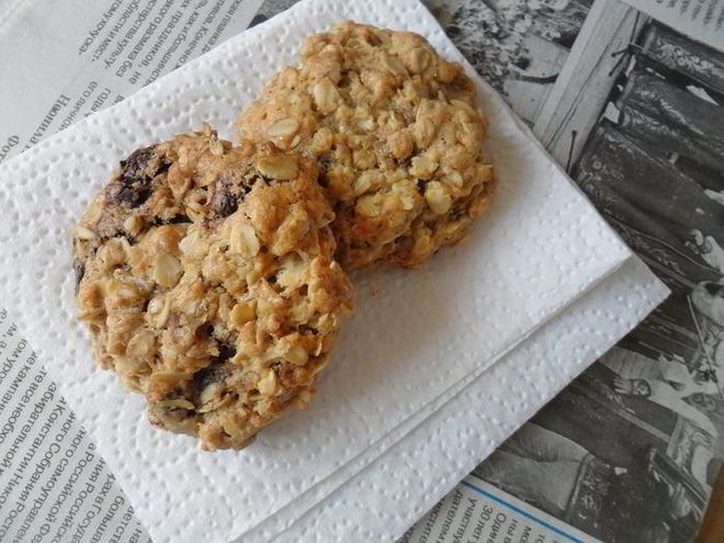 Рецепт овсяного печенья с шоколадом