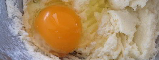 печенье ежевично-малиновые завитушки. Шаг 2