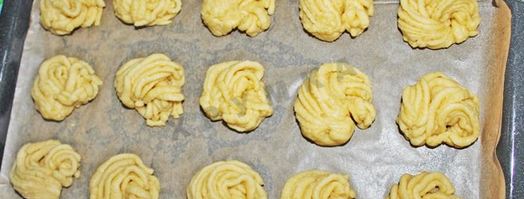 печенье хризантема через мясорубку. Шаг 13