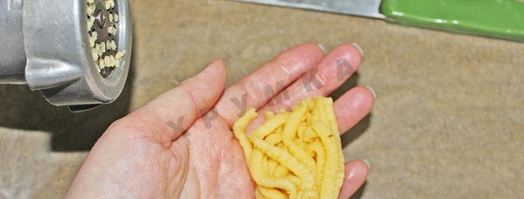 печенье хризантема через мясорубку. Шаг 8