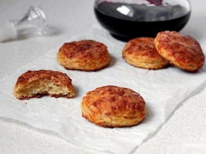 Рецепт печенья с беконом и сыром