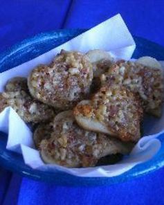 Печенье с засахаренным имбирем и миндалем