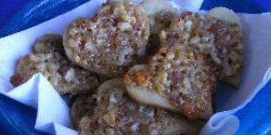 Печенье с засахаренным имбирем и миндалем