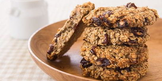 Постное печенье с сухофруктами